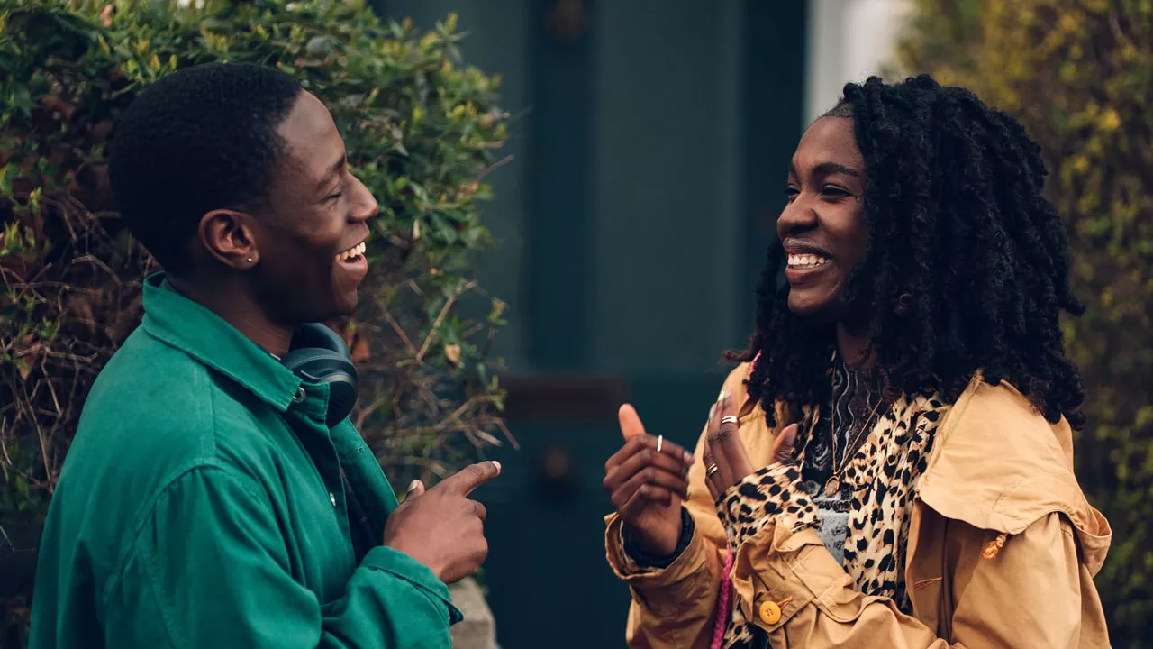 David Jonsson y Vivian Oparah en Rye Lane