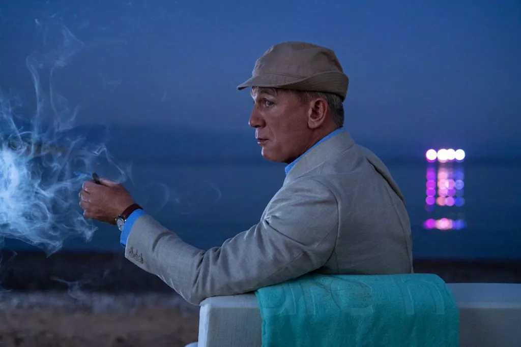 Daniel Craig en Puñales por la espalda: El misterio de Glass Onion