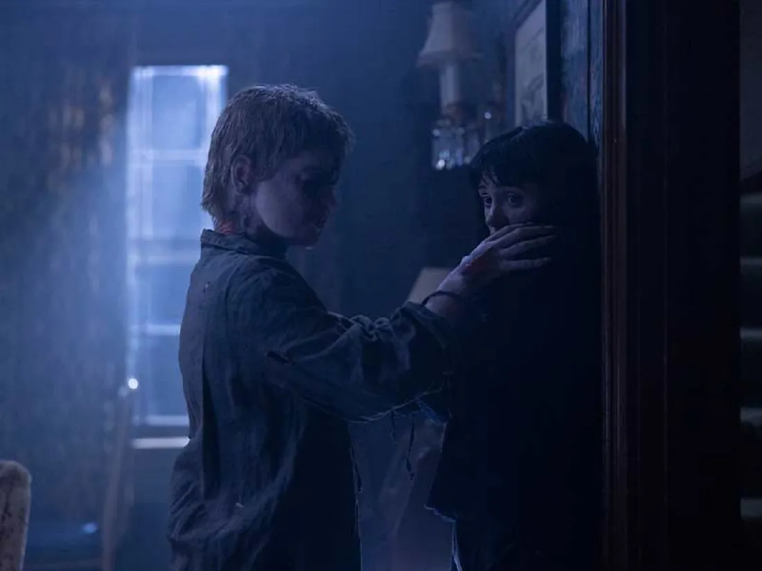 Natalia Dyer en Juega o Muere