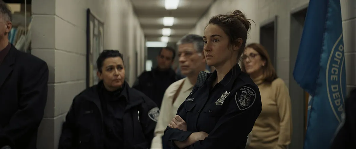 Shailene Woodley como la policía Eleanor