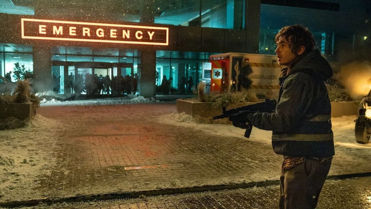 Captura de Austin Abrams en Resident Evil: Noche Cero