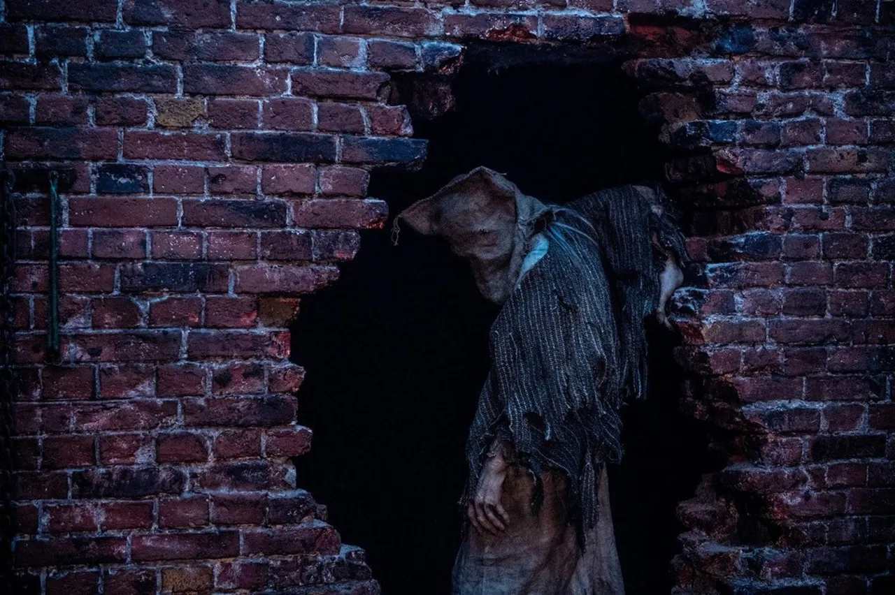 Baghead: Habla con los Muertos crítica