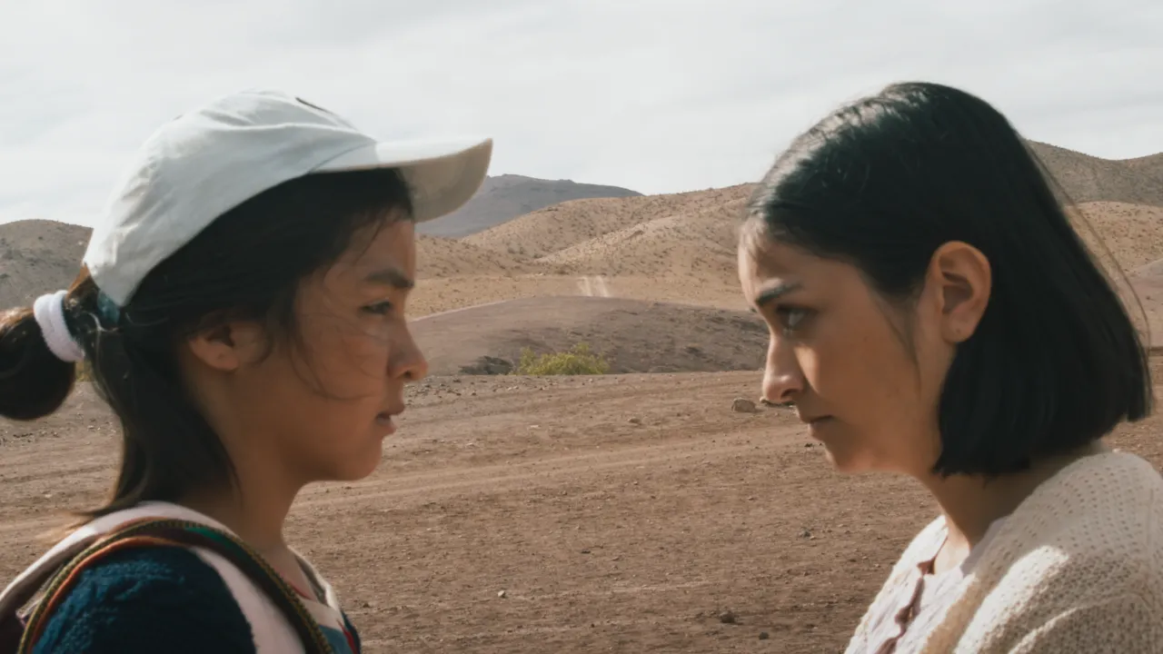 Sariri llega a cines chilenos con un relato de infancia y libertad en el desierto