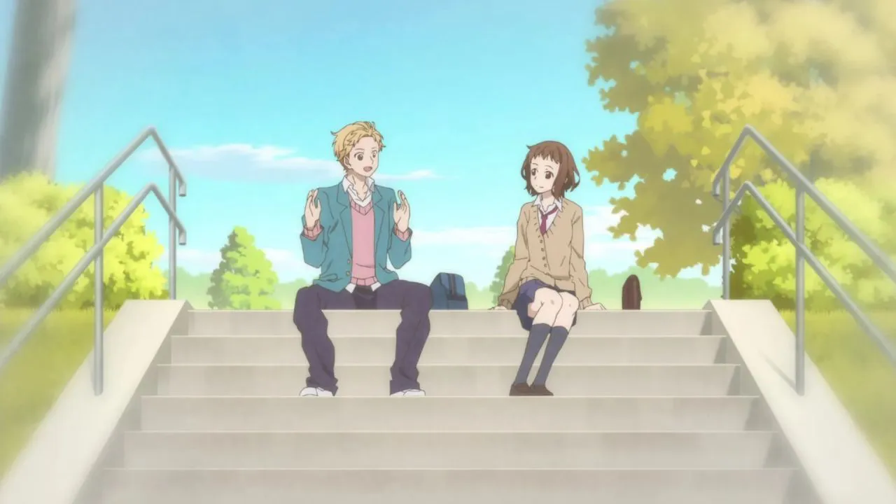 Our love has always been 10 centimeters apart crítica