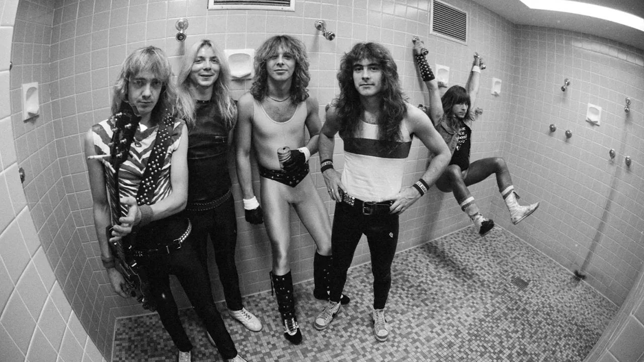 Adrian Smith, Dave Murray, Clive Burr, Steve Harris y Bruce Dickinson