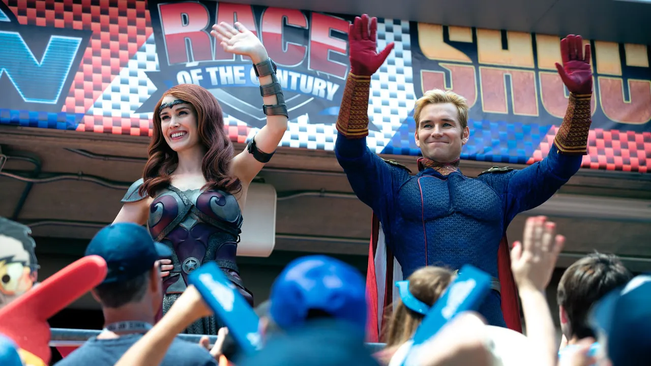 Maeve (Dominique McElligott) y Homelander (Antony Starr) en The Boys temporada 1