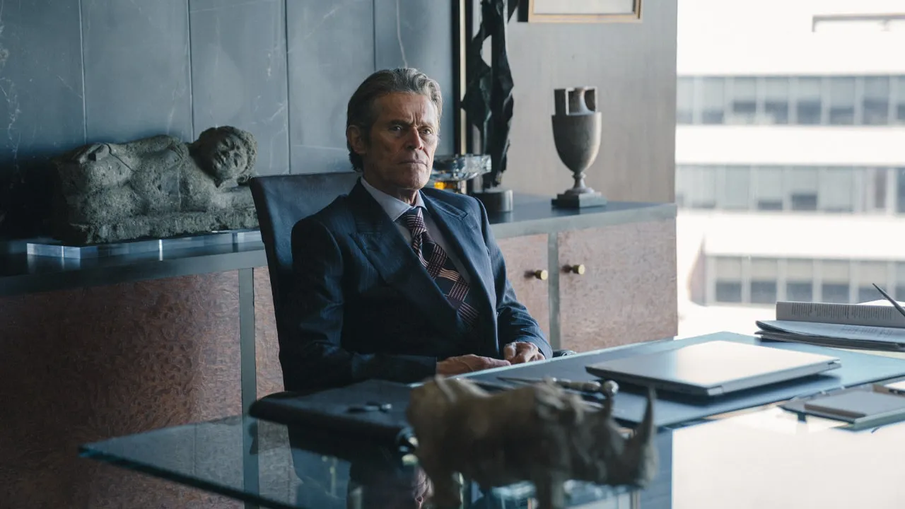 Tipos de Gentileza Review Willem Dafoe