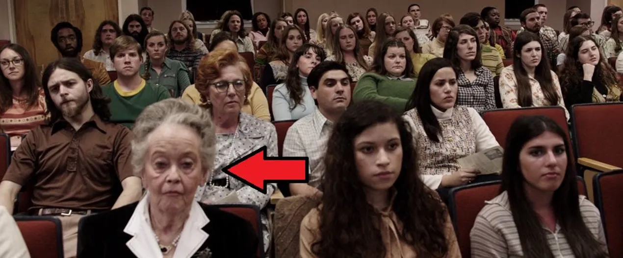 Cameo de Lorrain Warren en El Conjuro