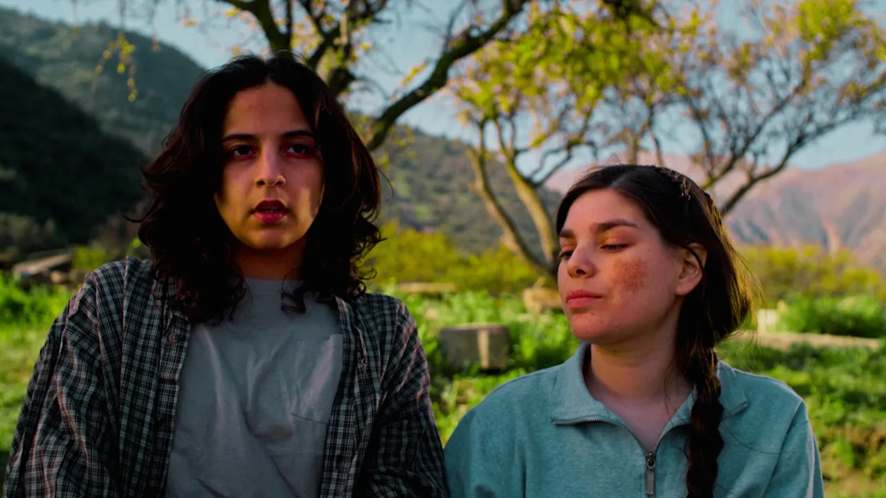 Donde el cielo toca tierra crítica