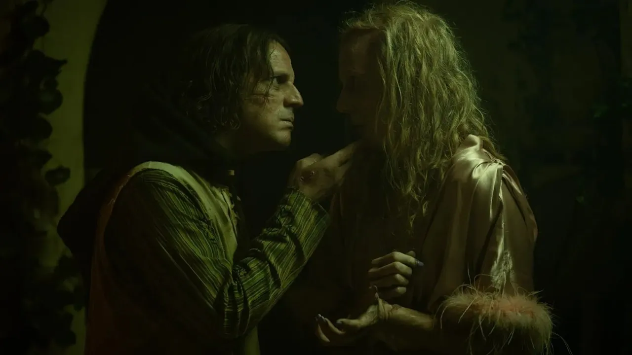 Peter Pan y Campanita en Peter Pan Pesadilla en la tierra de Nunca Jamás