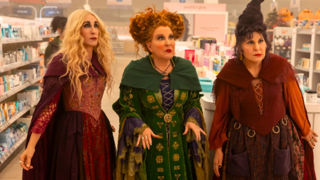 Sarah Jessica Parker reaviva la llama de Hocus Pocus 3