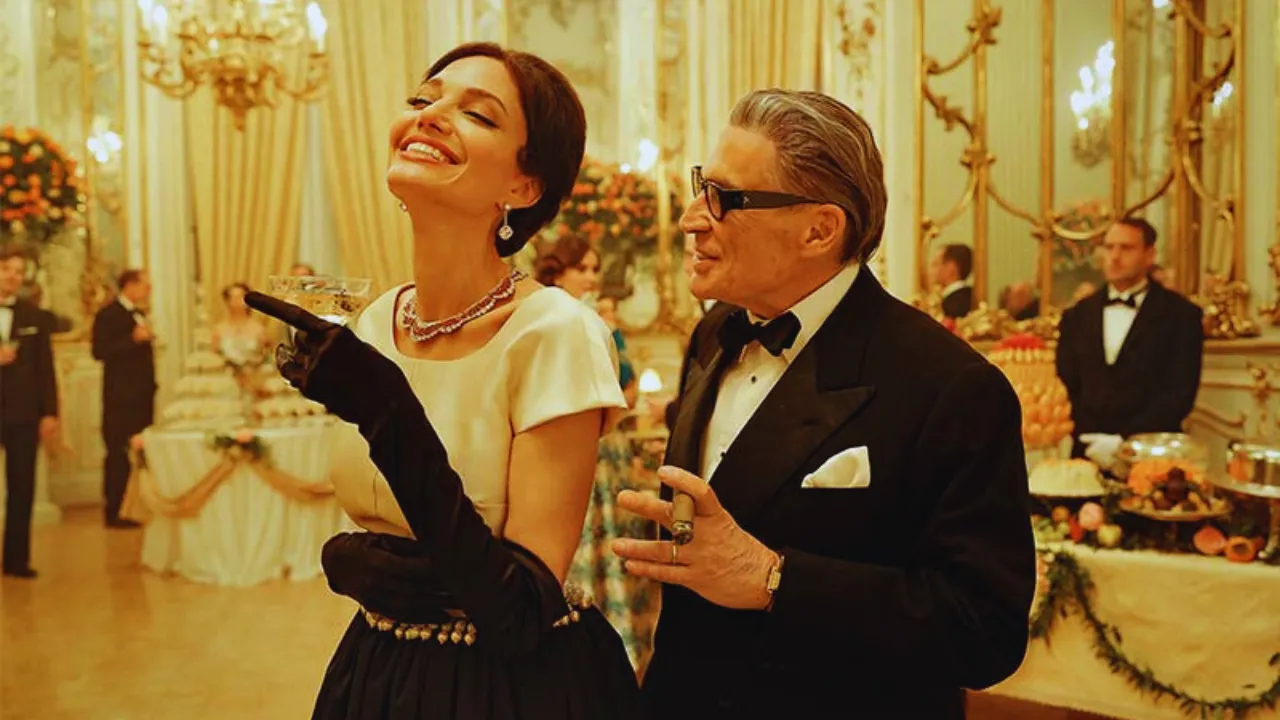 Maria crítica Angelina Jolie