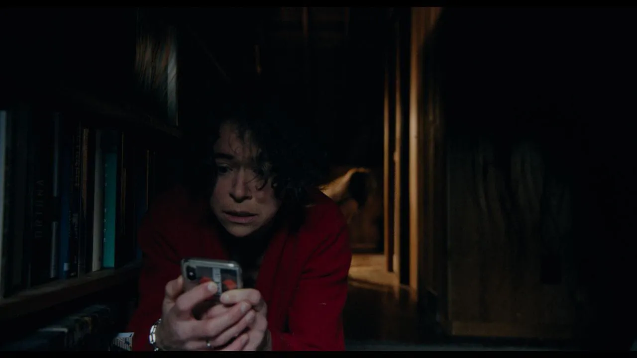 Líbralos del mal crítica