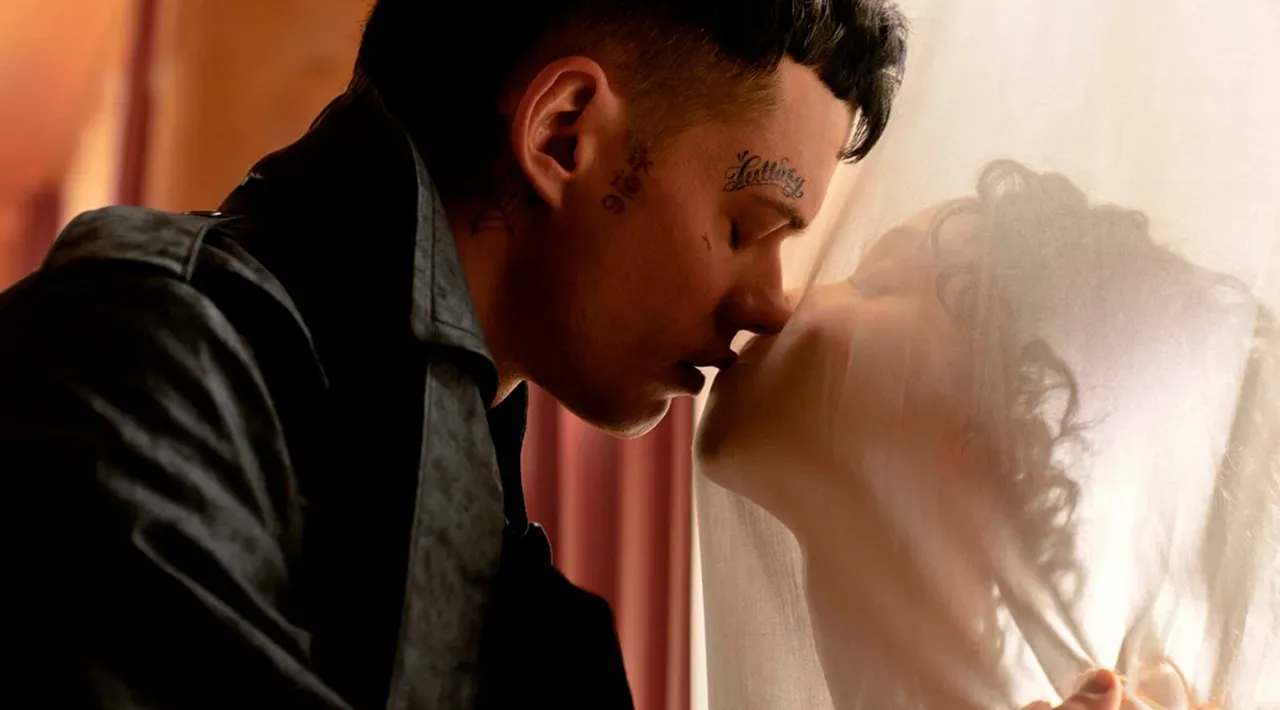 El Cuervo tráiler remake Bill Skarsgård