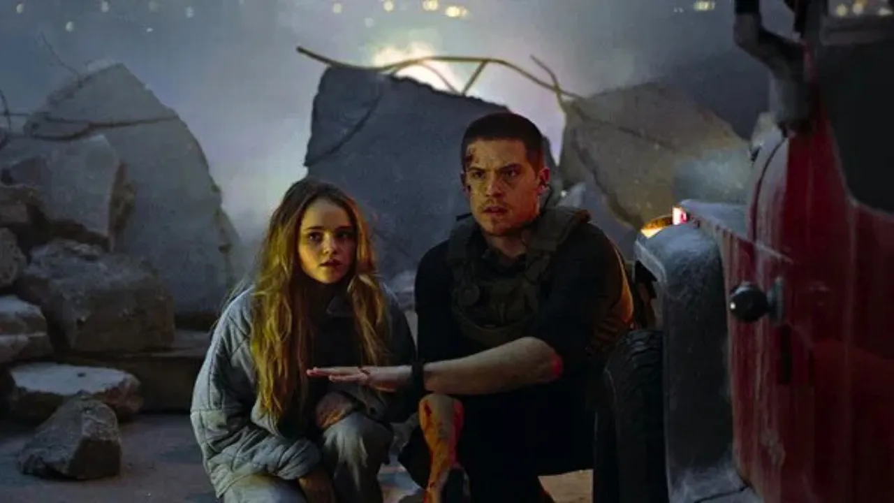 Puente en llamas la nueva película de Dylan Sprouse Puente en llamas la nueva película de Dylan Sprouse