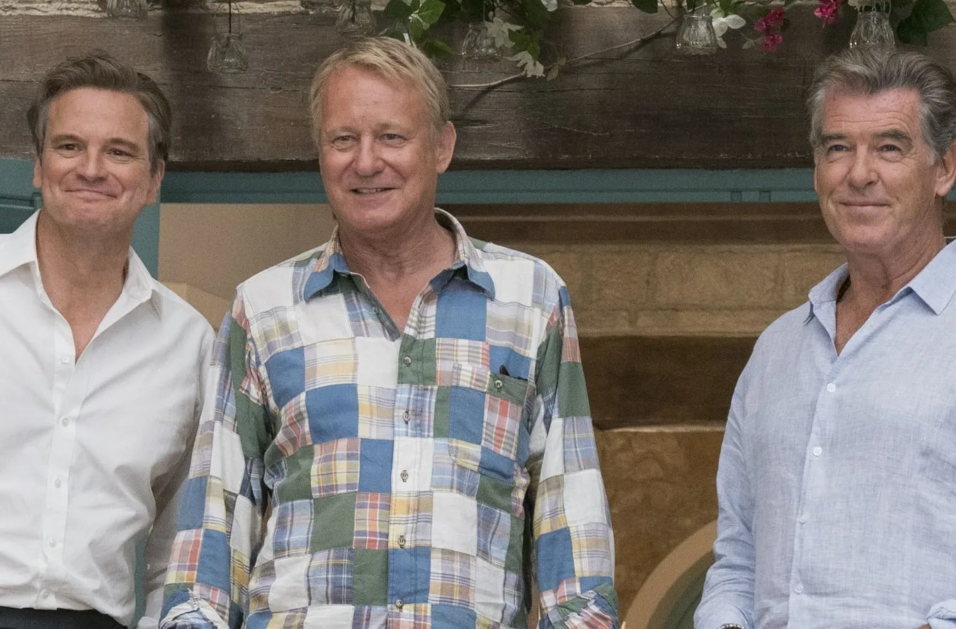 Stellan Skarsgard junto a Colin Firth y Pierce Brosnan