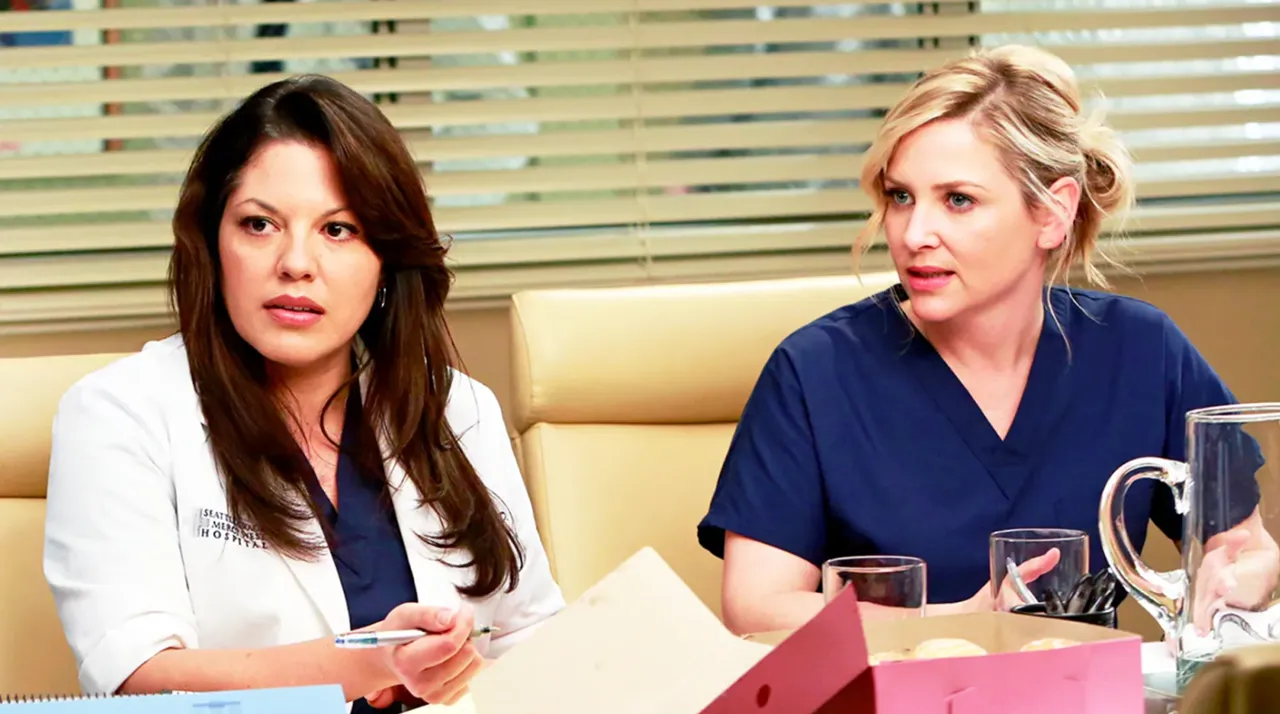 Jessica Capshaw regresa a Grey's Anatomy